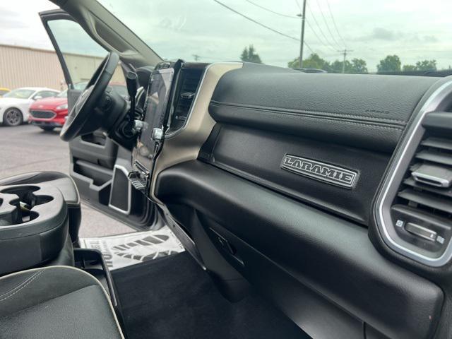 Photo of 2024 Granite Crystal Metallic Clearcoat RAM 2500
