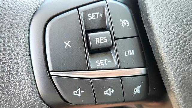 Photo of 2025 Oxford White Ford Transit-250