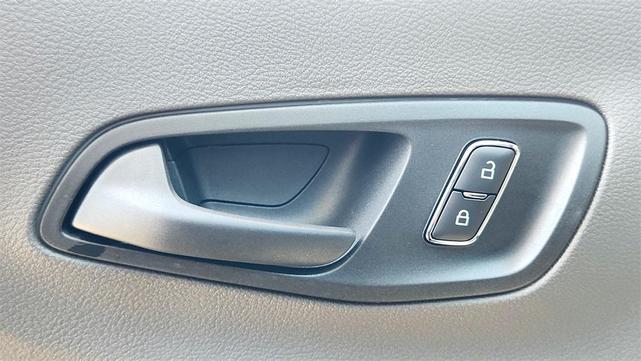 Photo of 2025 Oxford White Ford Transit-250
