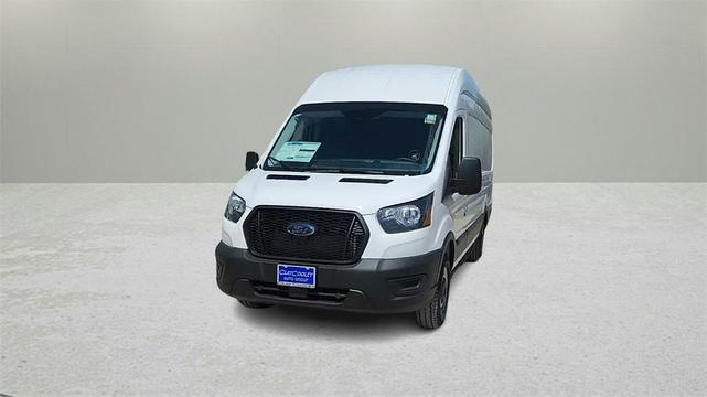 Photo of 2025 Oxford White Ford Transit-250