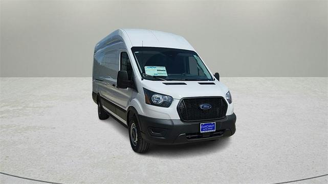 Photo of 2025 Oxford White Ford Transit-250