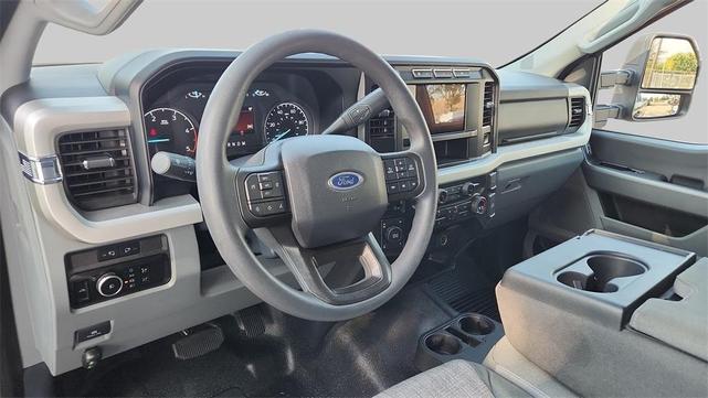 Photo of 2023 Carbonized Gray Metallic Ford F-350