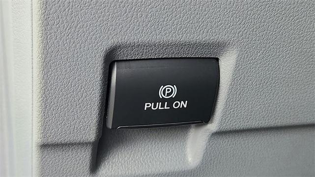 Photo of 2023 Carbonized Gray Metallic Ford F-350