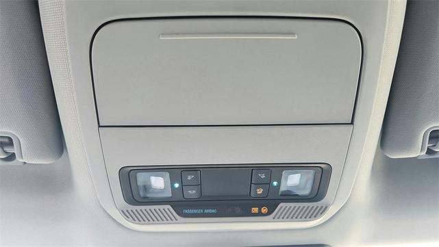 Photo of 2023 Carbonized Gray Metallic Ford F-350