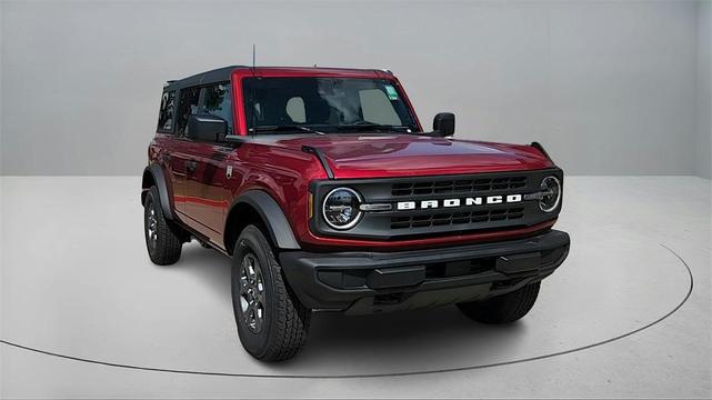 Photo of 2025 Ruby Red Metallic Ford Bronco