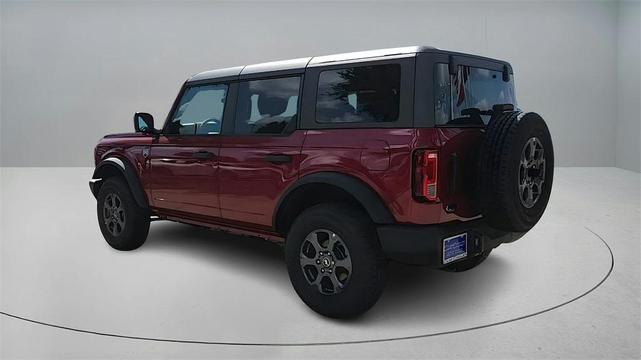 Photo of 2025 Ruby Red Metallic Ford Bronco