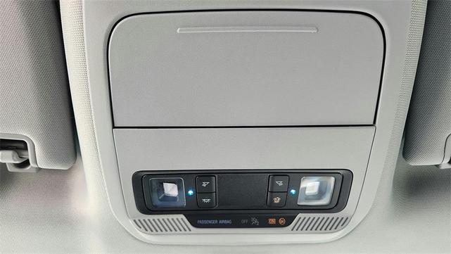 Photo of 2025 Oxford White Ford F-250