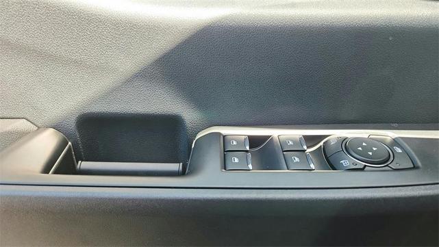 Photo of 2025 Oxford White Ford F-250