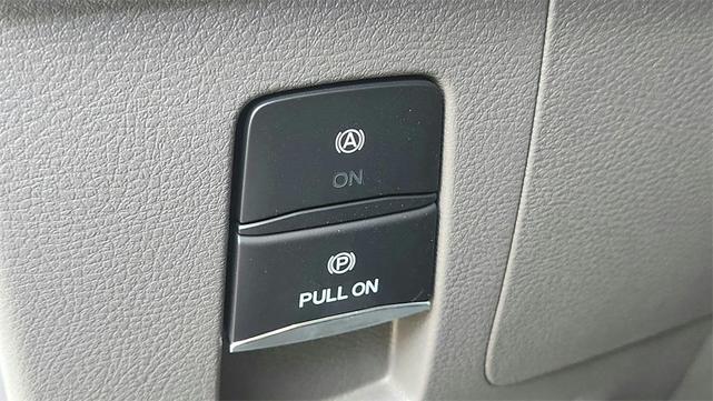 Photo of 2025 Oxford White Ford Transit-350