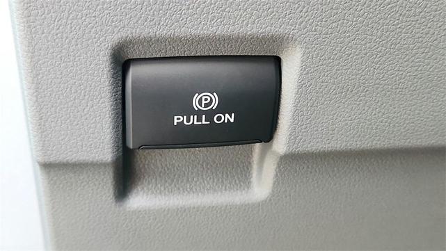 Photo of 2024 Gray Metallic Ford F-250
