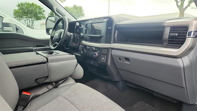 Photo of 2024 Gray Metallic Ford F-250