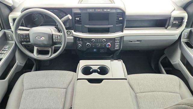 Photo of 2024 Gray Metallic Ford F-250