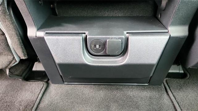 Photo of 2024 Gray Metallic Ford F-250