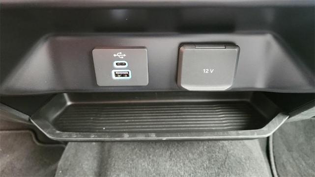Photo of 2024 Gray Metallic Ford F-250