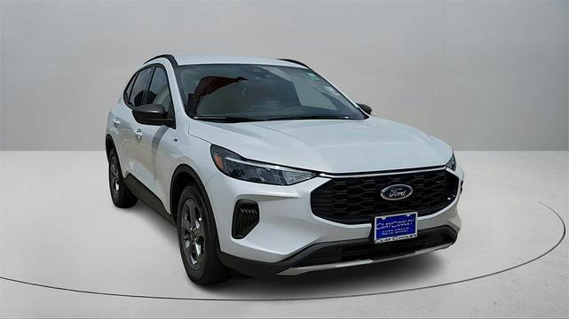 Photo of 2025 Space Silver Ford Escape