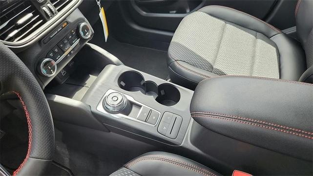 Photo of 2025 Space Silver Ford Escape