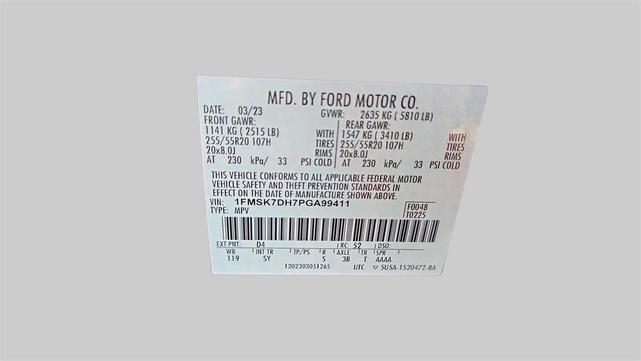 Photo of 2023 Rapid Red Metallic Tinted Clearcoat Ford Explorer