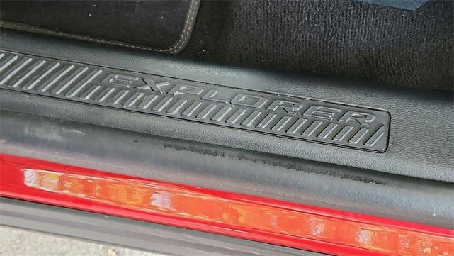 Photo of 2023 Rapid Red Metallic Tinted Clearcoat Ford Explorer