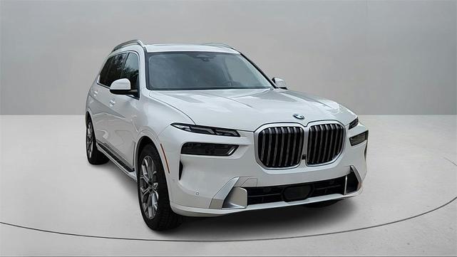 2024 BMW X7
