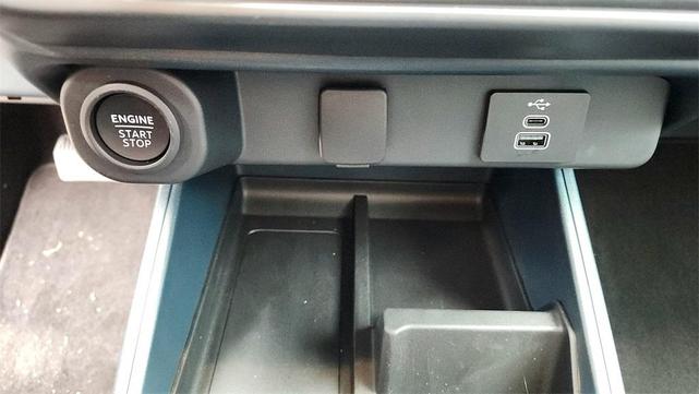Photo of 2025 Carbonized Gray Metallic Ford Maverick