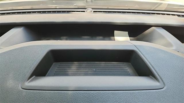 Photo of 2025 Oxford White Ford Transit-350