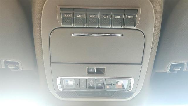 Photo of 2025 Agate Black Metallic Ford F-350