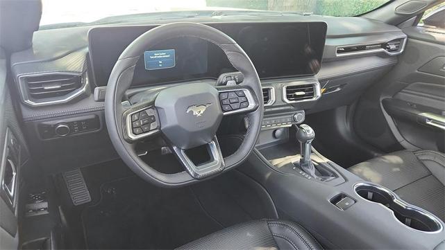 Photo of 2025 Shadow Black Ford Mustang
