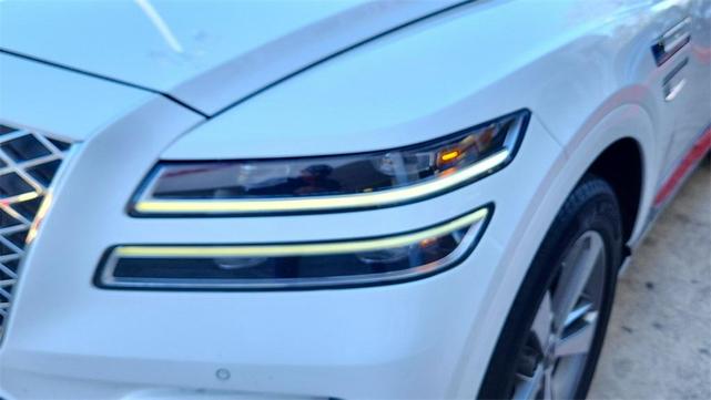 Photo of 2024 Alta White Genesis GV80