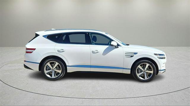 Photo of 2024 Alta White Genesis GV80