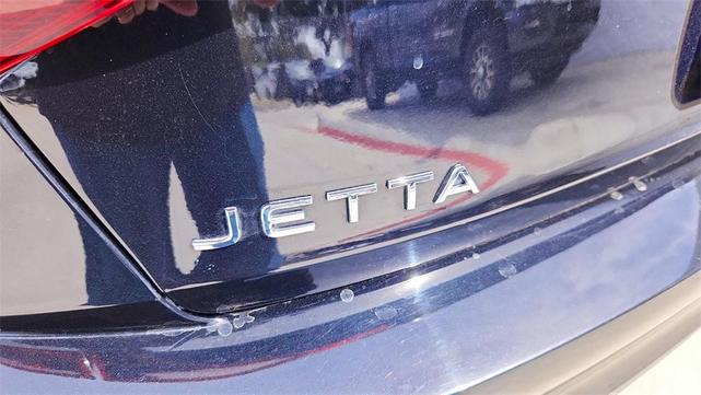 Photo of 2023 Deep Black Pearl Effect Volkswagen Jetta