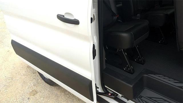 Photo of 2025 Oxford White Ford Transit-350