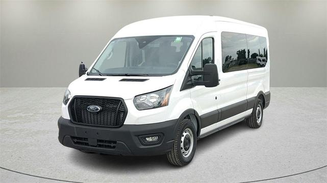 Photo of 2025 Oxford White Ford Transit-350