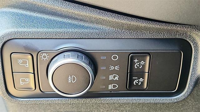 Photo of 2025 Azure Gray Metallic Ford Bronco