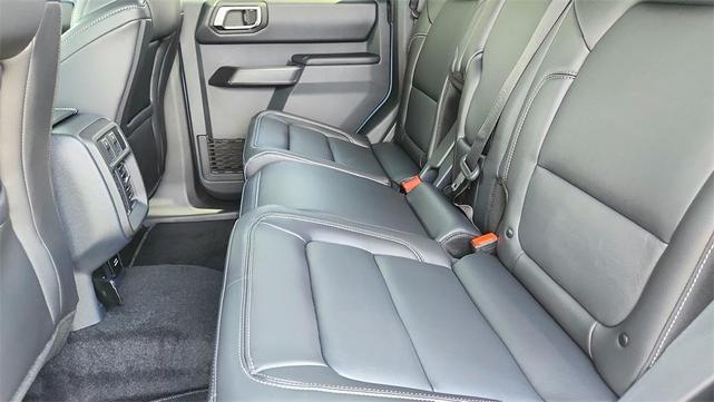 Photo of 2025 Azure Gray Metallic Ford Bronco