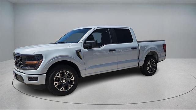 Photo of 2025 White Metallic Ford F-150