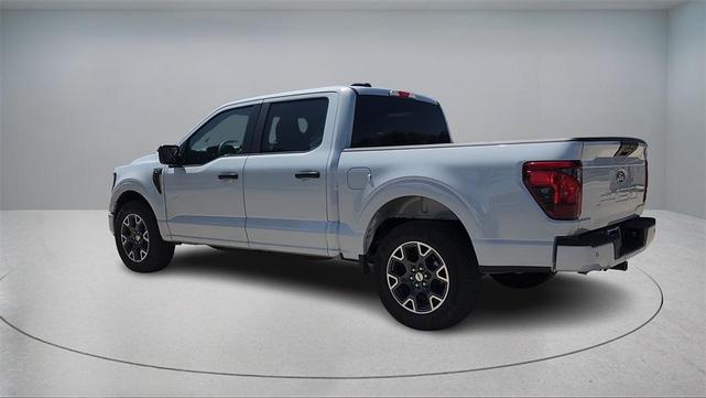 Photo of 2025 White Metallic Ford F-150