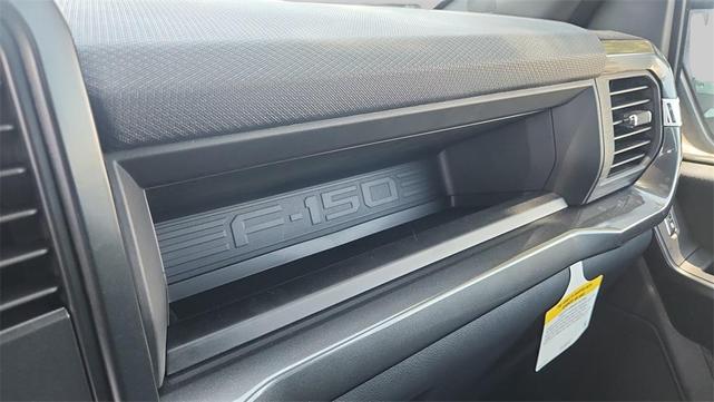 Photo of 2025 White Metallic Ford F-150