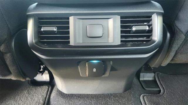 Photo of 2025 White Metallic Ford F-150