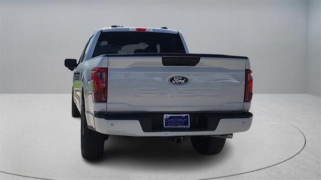 Photo of 2025 White Metallic Ford F-150