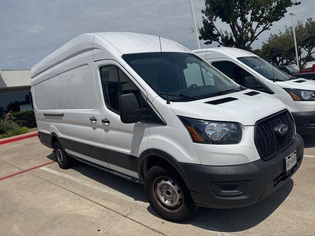 Photo of 2024 Oxford White Ford Transit-250