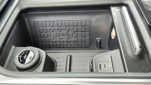 Photo of 2025 Dark Matter Gray Metallic Ford Expedition Max