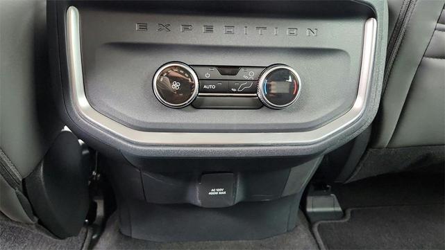 Photo of 2025 Dark Matter Gray Metallic Ford Expedition Max