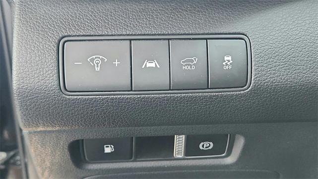 Photo of 2023 Black Noir Pearl Hyundai Santa Fe Plug-In Hybrid