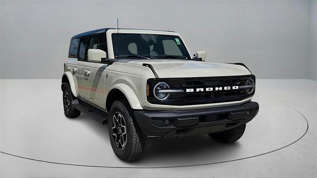 Photo of 2025 Desert Sand Ford Bronco