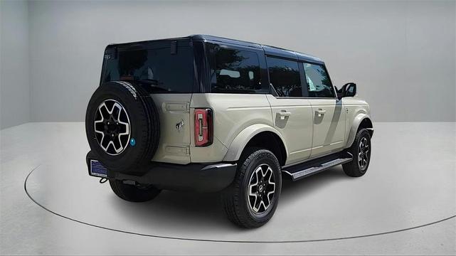 Photo of 2025 Desert Sand Ford Bronco