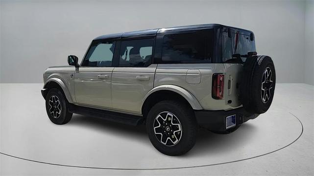 Photo of 2025 Desert Sand Ford Bronco