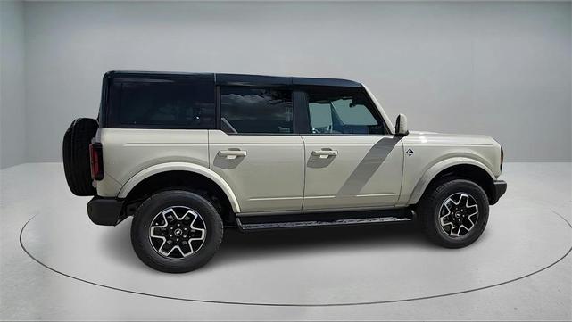 Photo of 2025 Desert Sand Ford Bronco