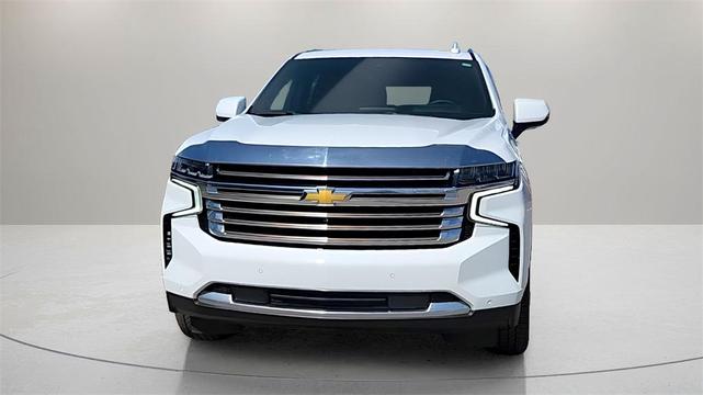 Photo of 2023 Summit White Chevrolet Suburban