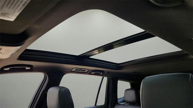 Photo of 2024 Stellar Black Metallic Cadillac XT6