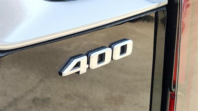Photo of 2024 Stellar Black Metallic Cadillac XT6